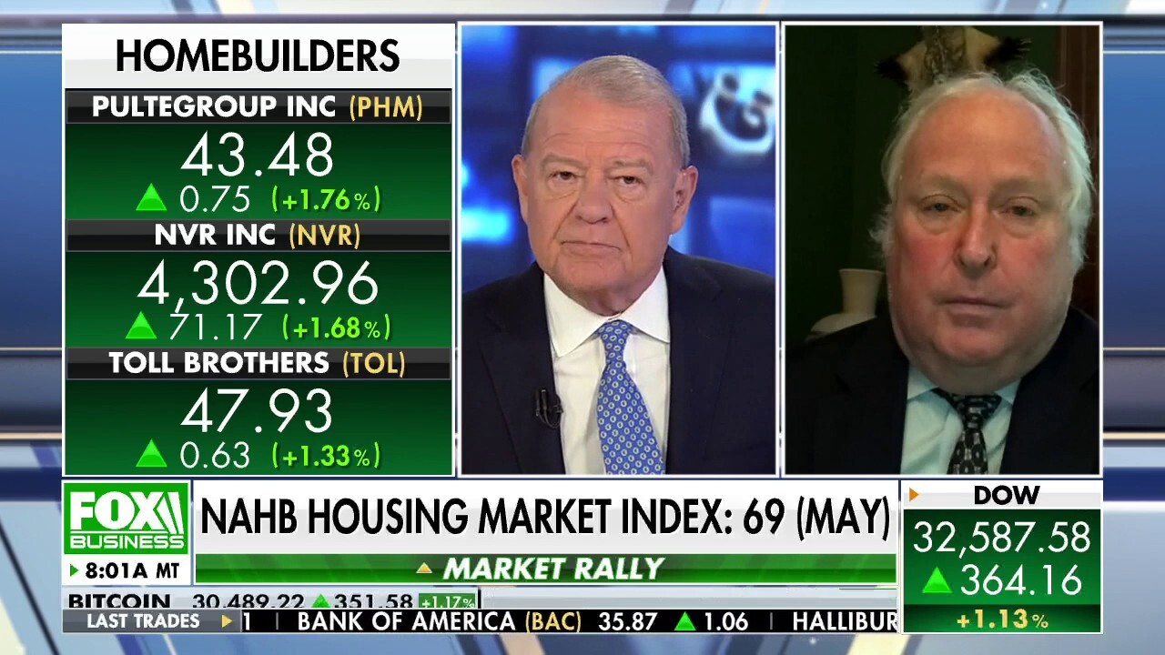 National Association of Home Builders CEO Jerry Howard argues there's 'more than a one in three chance that we’re going to have a recession in the coming months.'