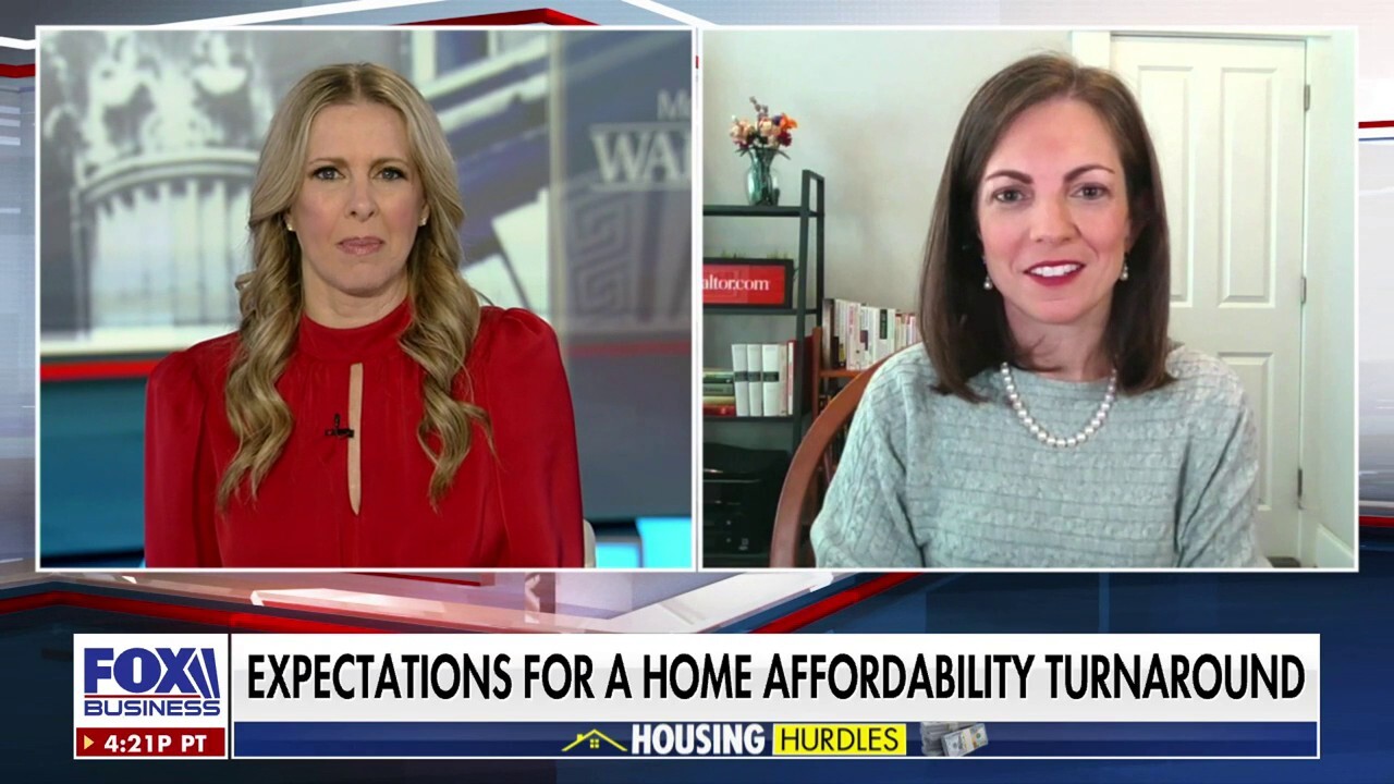  Realtor.com chief economist Danielle Hale breaks down housing affordability on Maria Bartiromos Wall Street.