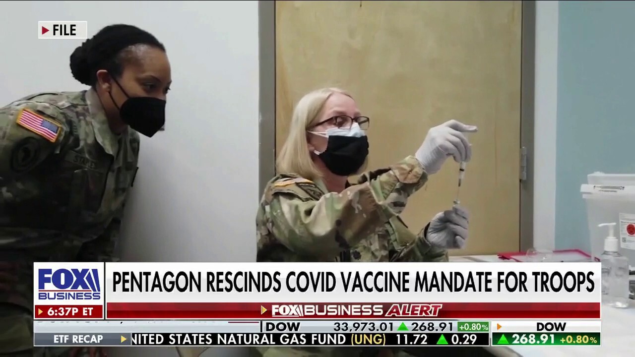 Pentagon officially drops COVID-19 vaccine mandate for troops