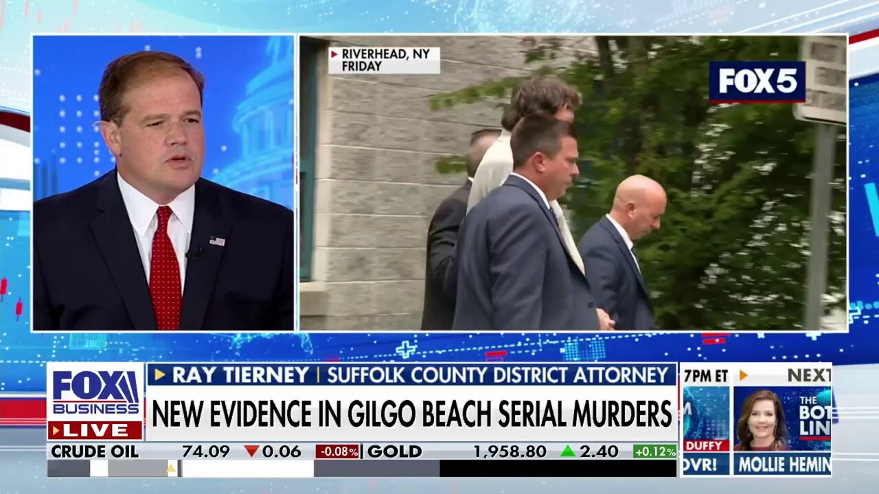 What evidence does law enforcement have in the Gilgo Beach murders case?