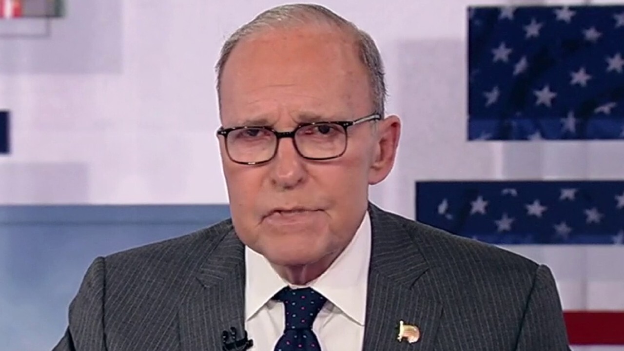 FOX Business host Larry Kudlow calls out government officials protecting the Biden family on 'Kudlow.'