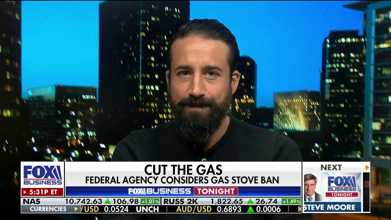 Chef and restaurant owner Andrew Gruel discusses the government claiming that gas stoves cause health issue and considering a ban on ‘Fox Business Tonight.’