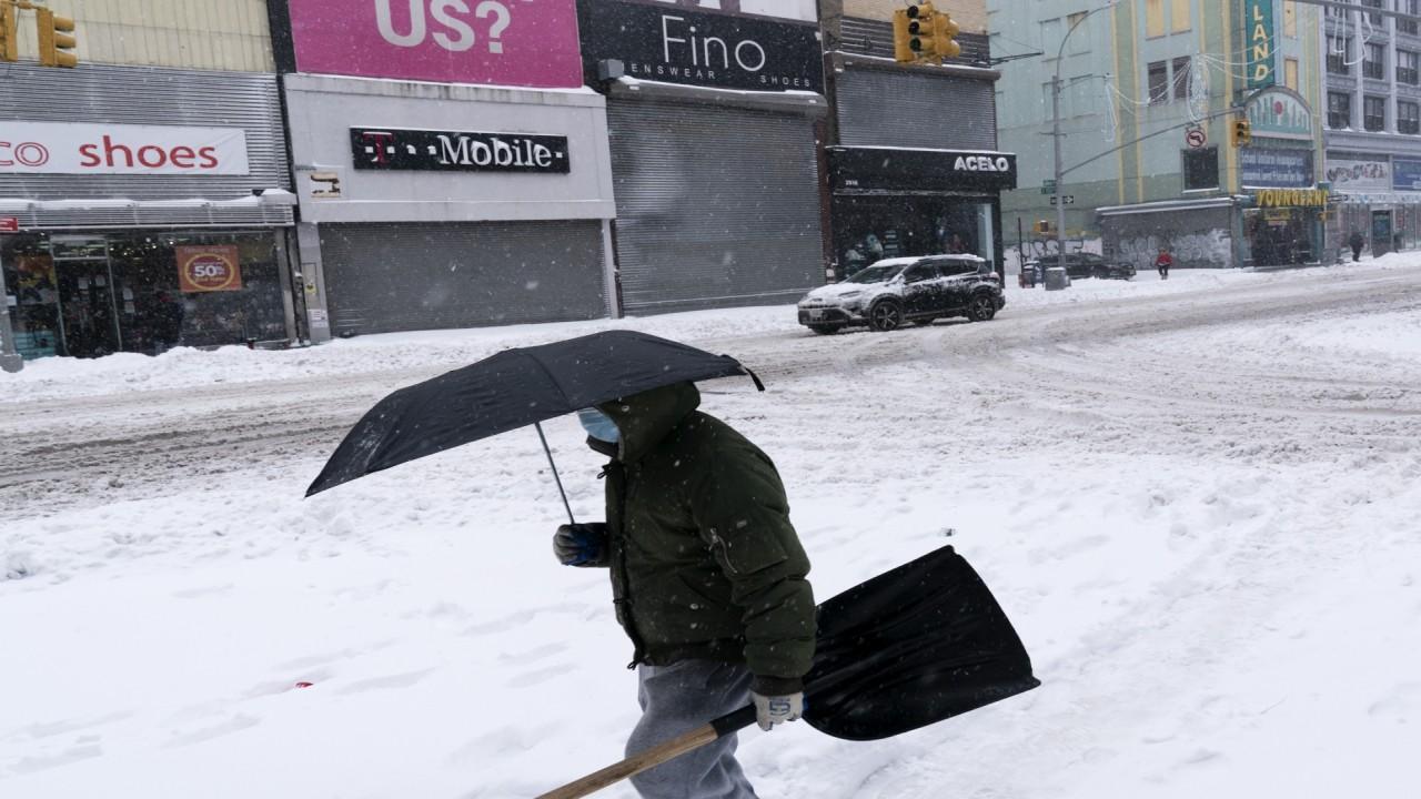NYC restaurants hit by one-two punch of COVID restrictions, winter storm