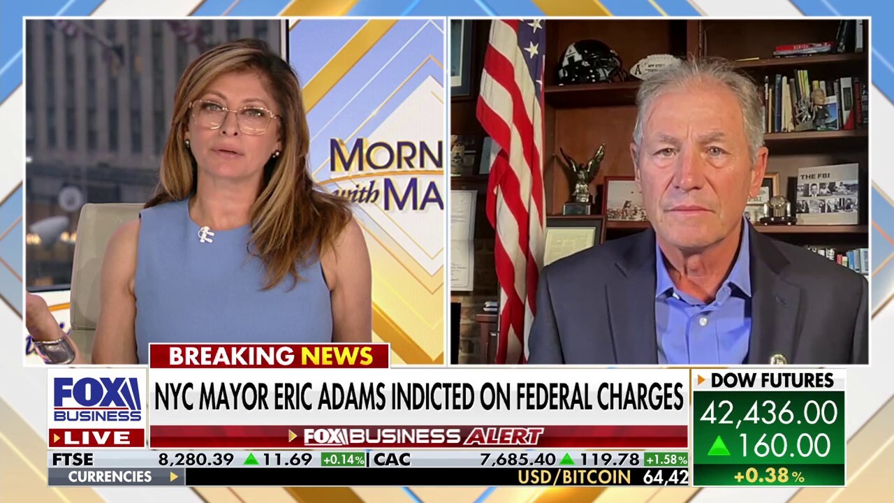 Former FBI assistant director Chris Swecker discusses NYC Mayor Eric Adams being indicted on federal charges.