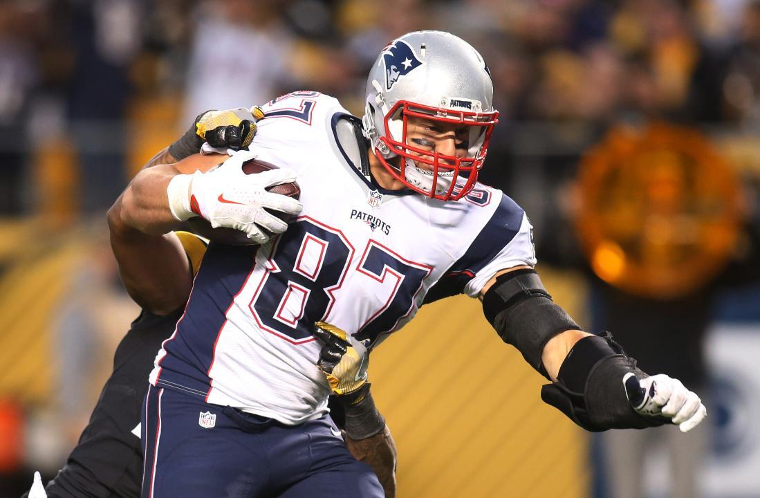 NFL Patriots’ tight end Rob Gronkowski unveils new tech startup