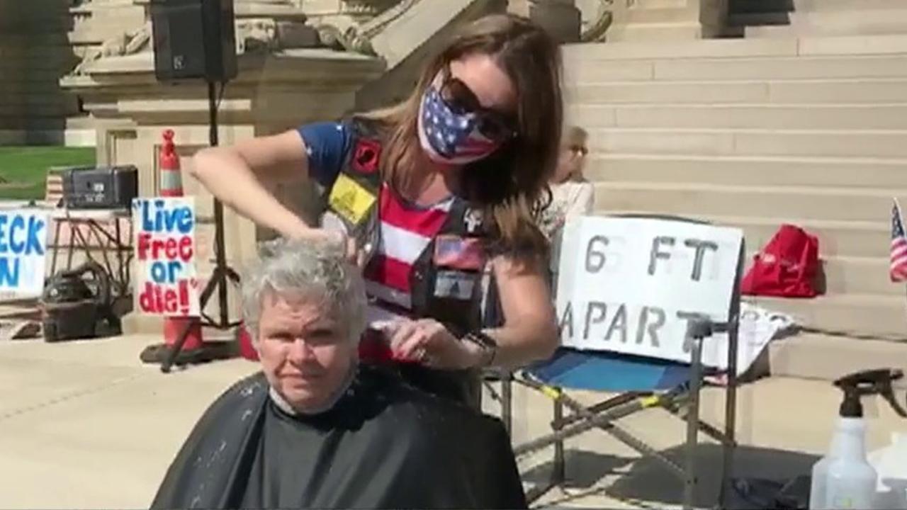 Michigan barbers, stylists protest coronavirus lockdown by offering free haircuts
