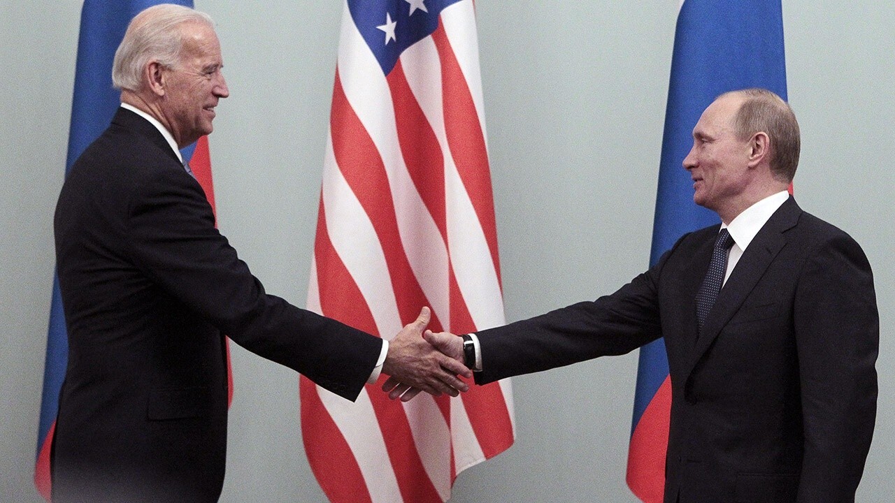 Gen. Keane: Biden should've slapped 'serious' economic sanctions on Russia