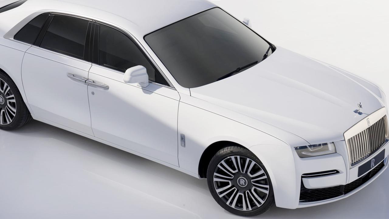 Rolls-Royce rolls out new 'Ghost' model 