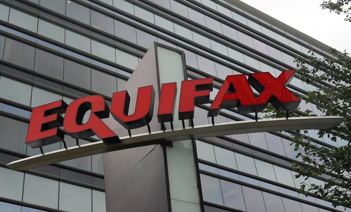 Former Equifax executive charged with insider trading 