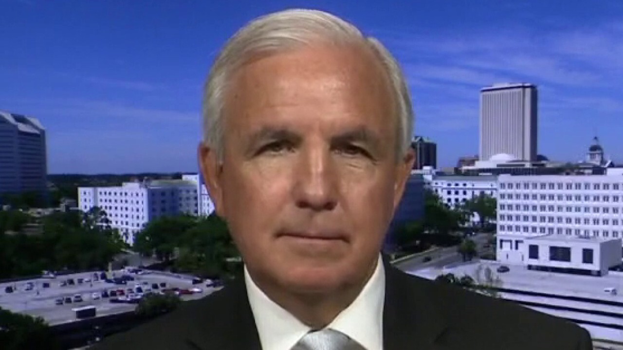 'Chaotic' border created by Biden admin policies: Rep. Gimenez
