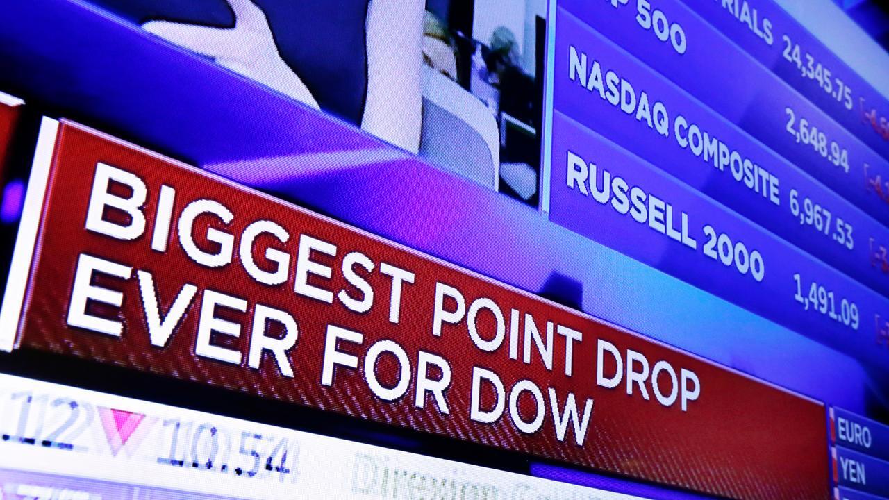 Dow could plummet to 14,000 by April, economic forecaster warns 