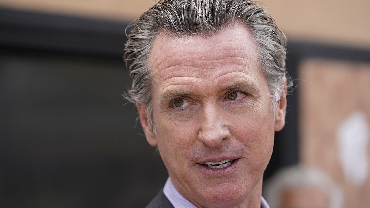 Hollywood moves to protect California Gov. Newsom amid recall