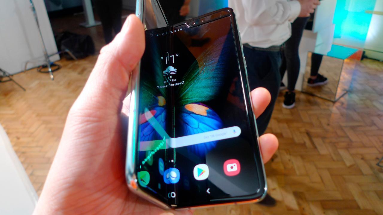 Grading Samsung's new foldable phone