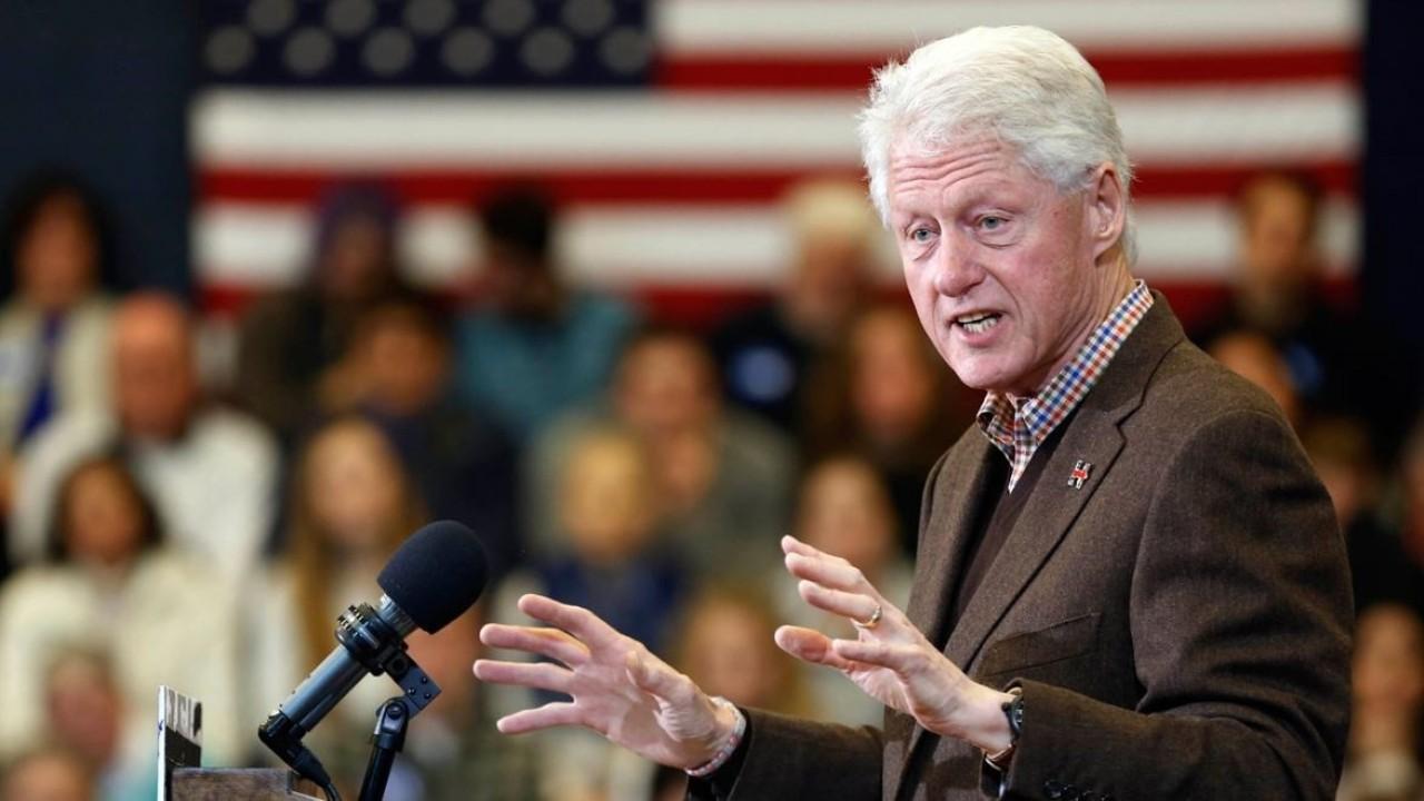 New details emerge from Clinton-Lynch clandestine tarmac meeting 