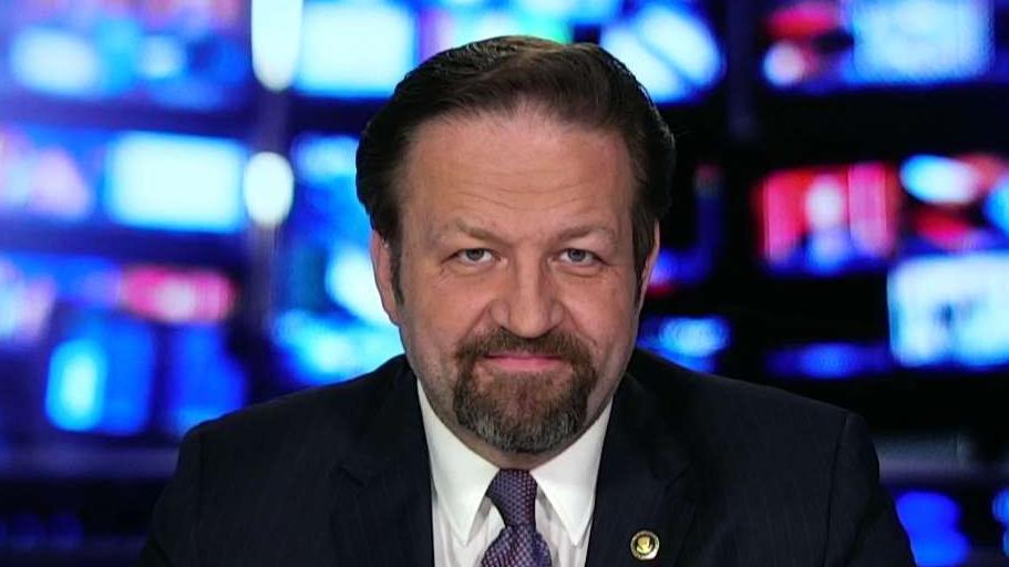 Suspicious packages reporting has a level of amateurishness: Sebastian Gorka