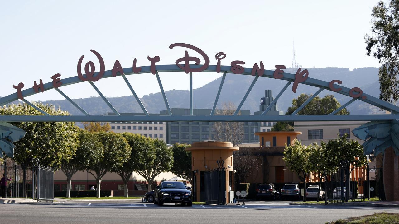 Disney beats on 1Q earnings, misses on revenue