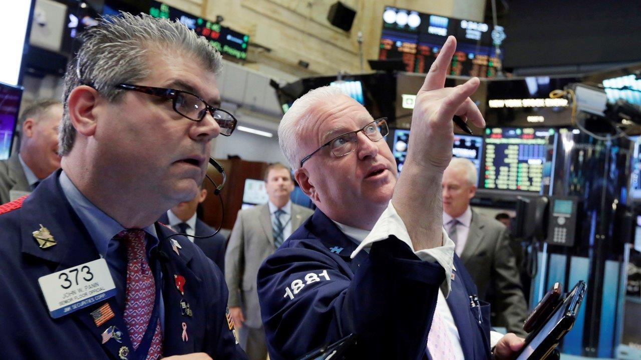 U.S. stocks end lower