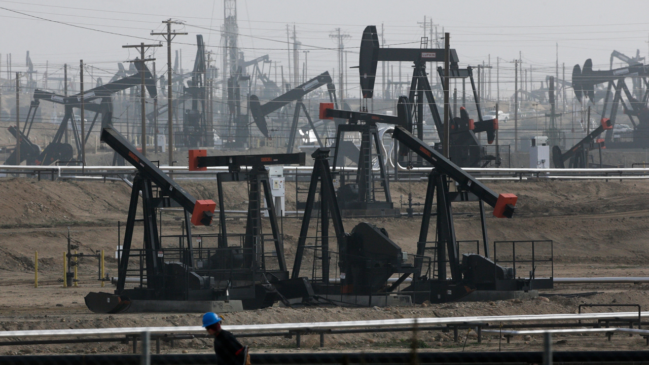 Fmr. Shell Oil president: Oil industry is in a depression