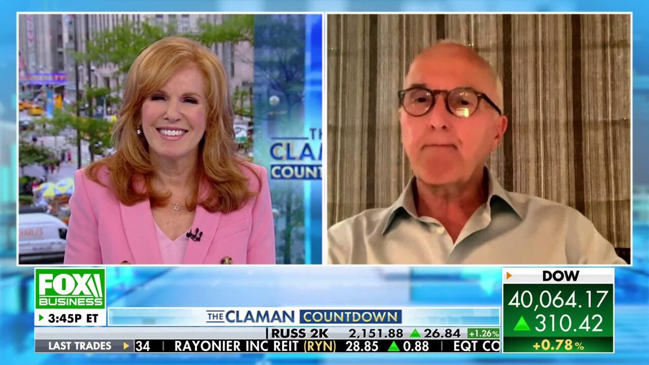 Billionaire Frank McCourt, Jr. unpacks the pursuit to buy the social media giant on 'The Claman Countdown.'