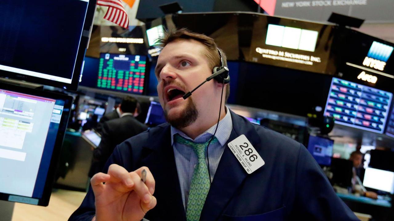 Stocks claw back after dipping into negative territory