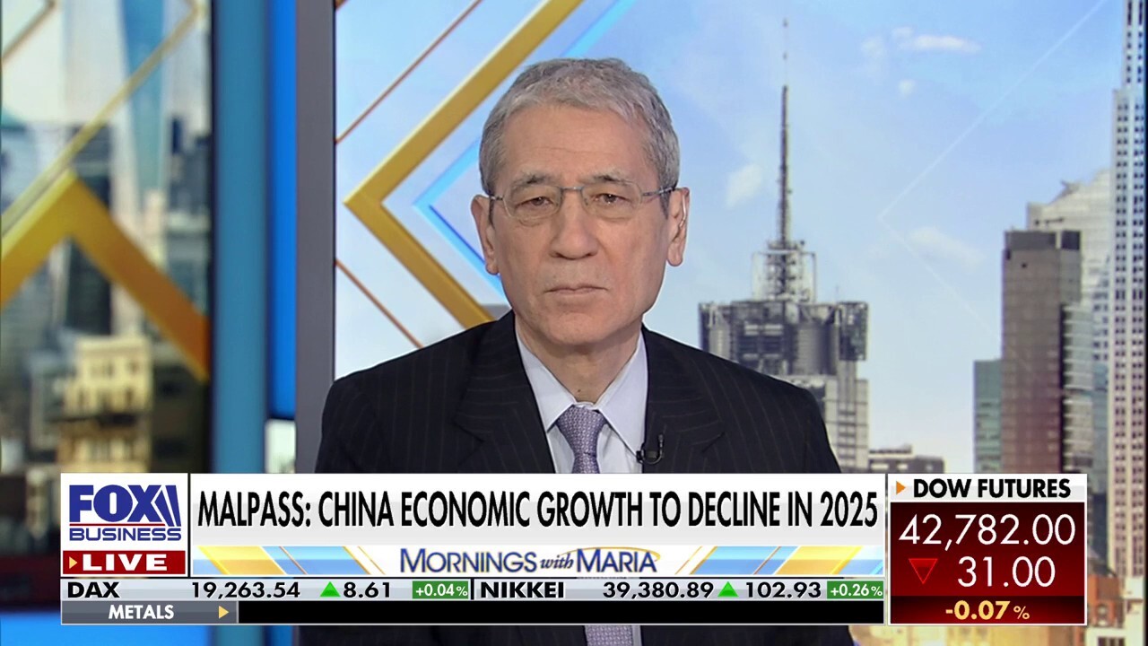 We can expect US military facilities to be hit when Beijing pushes the button: Gordon Chang