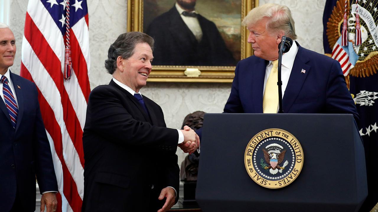 Trump awards Presidential Medal of Freedom to Art Laffer