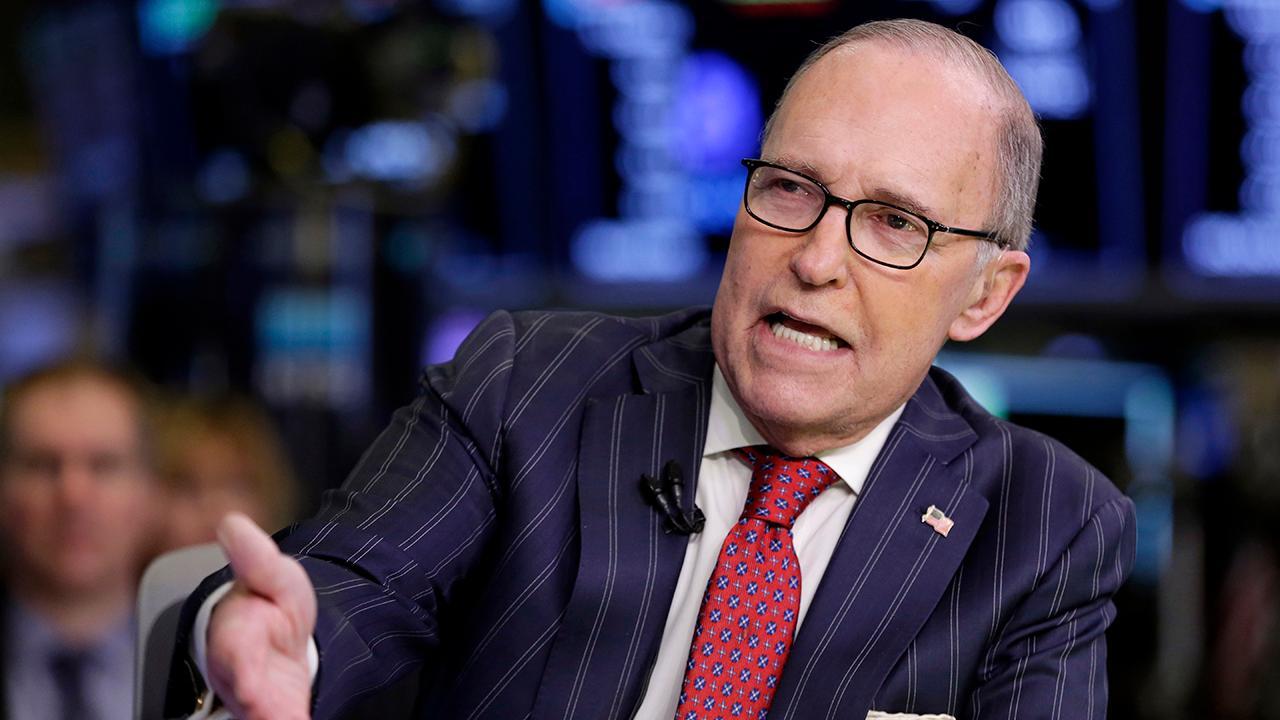 Trump top economic aid Larry Kudlow suffers heart attack