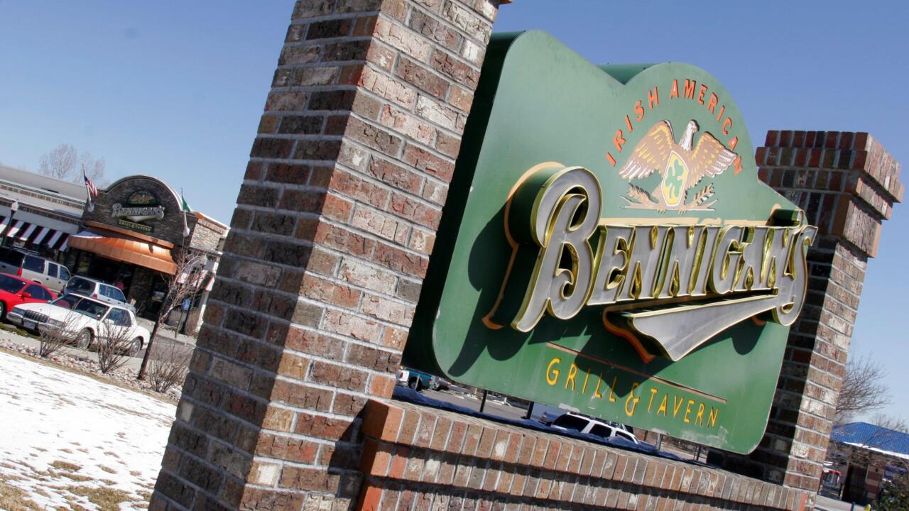 Bennigan's CEO on replacing servers with robots  