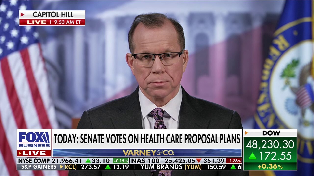 Fox News chief congressional correspondent Chad Pergram joins Varney & Co. to discuss the upcoming Senate vote on the GOPs healthcare plan proposal ahead of the expiration of Obamacare subsidies.