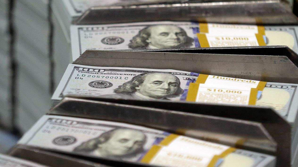 Americans say they will be better off financially in a year’s time: Poll