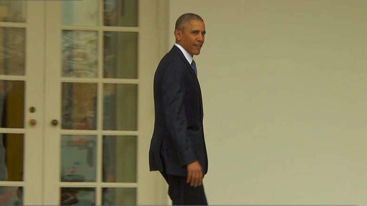 President Obama takes final walk from Oval Office