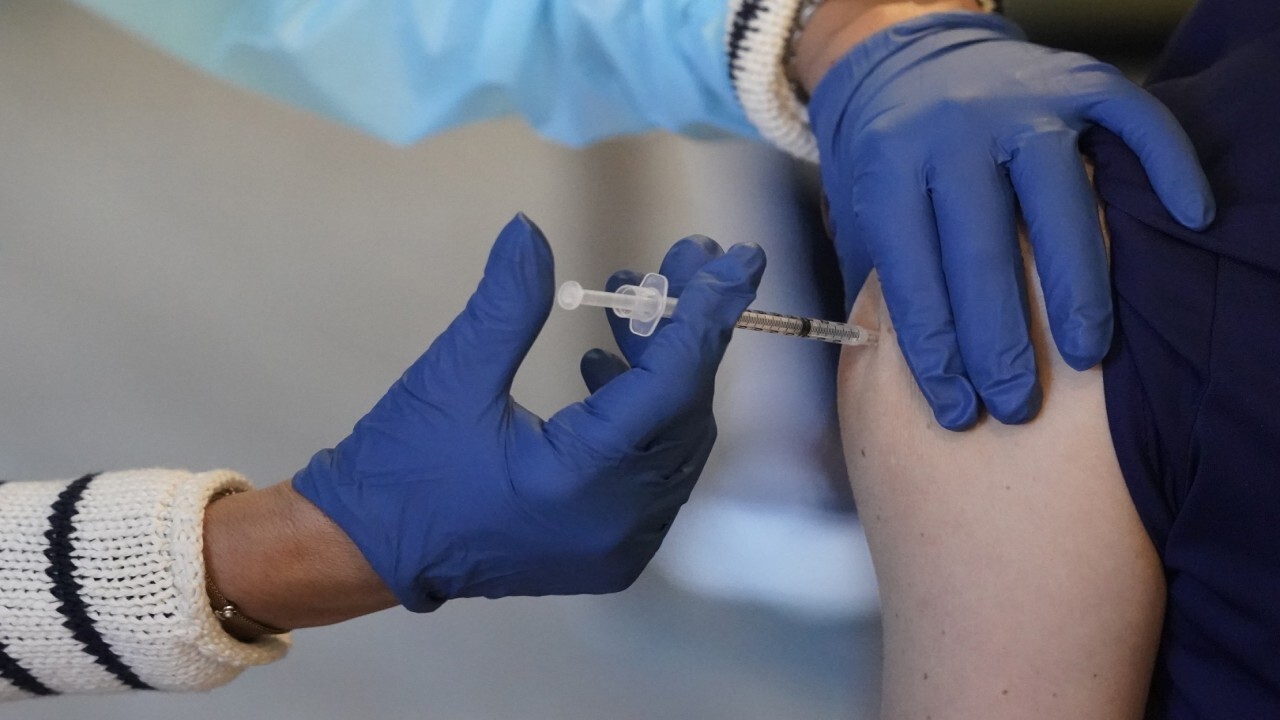 Black market for coronavirus vaccine could be developing, experts warn 