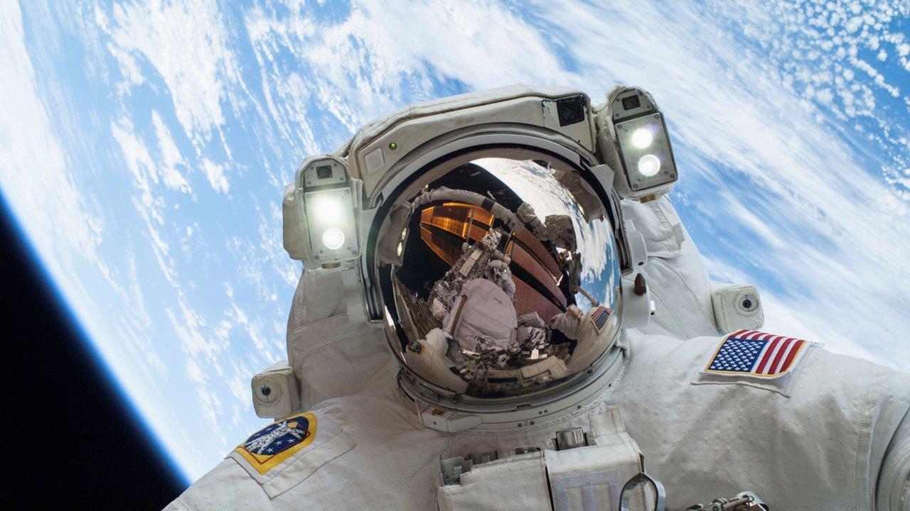 Can space travel damage the human body? 