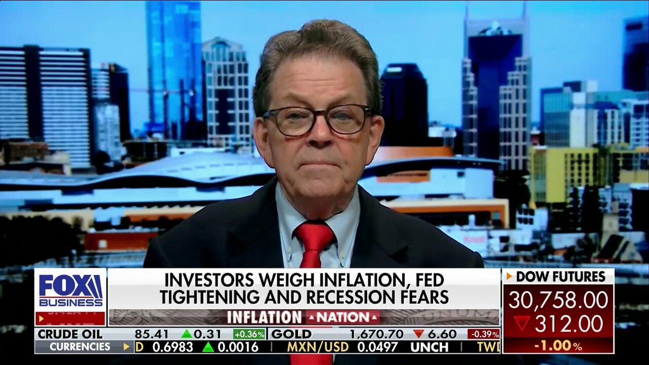 Former Reagan economic adviser Art Laffer slams Democrats’ stimulus spending which is exacerbating the inflation crisis.
