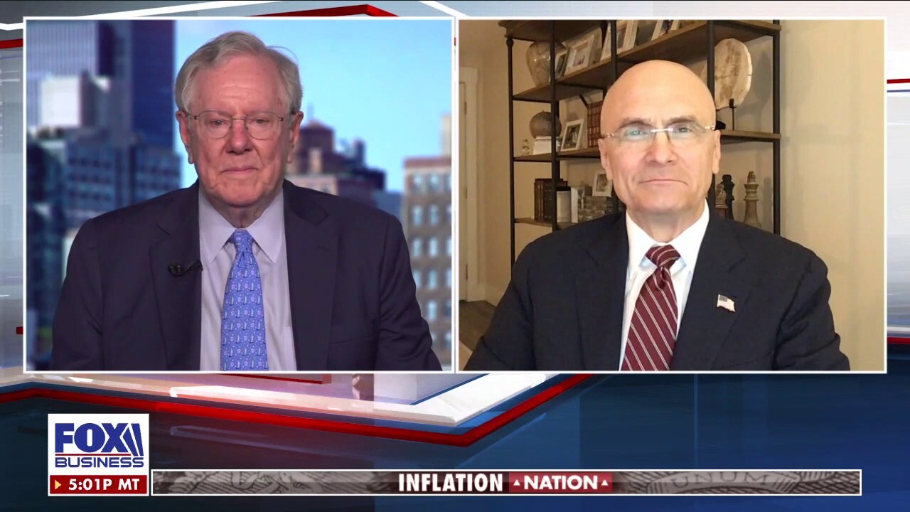 Forbes Media chairman Steve Forbes and former CKE Restaurants CEO Andy Puzder weigh in on record-high inflation on 'Maria Bartiromo's Wall Street.'
