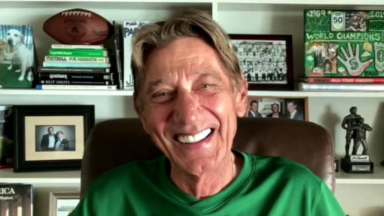 NFL Hall of Famer and former New York Jets quarterback Joe Namath makes his Super Bowl predictions and reacts to Tom Brady’s retirement.