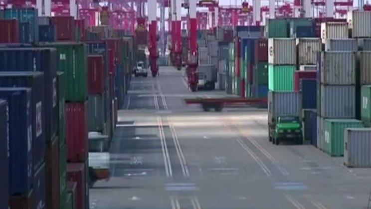 China sees slowest economic growth since 1992