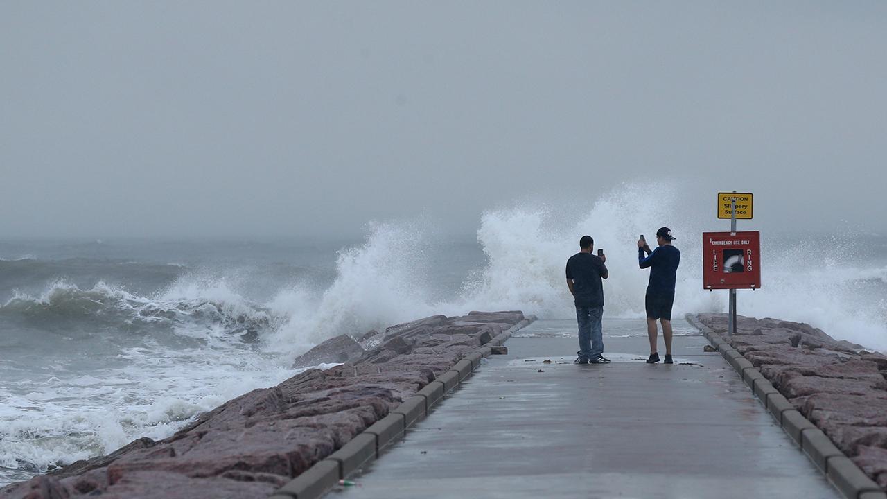 Hurricane Laura expected to strengthen to Category 4 storm 