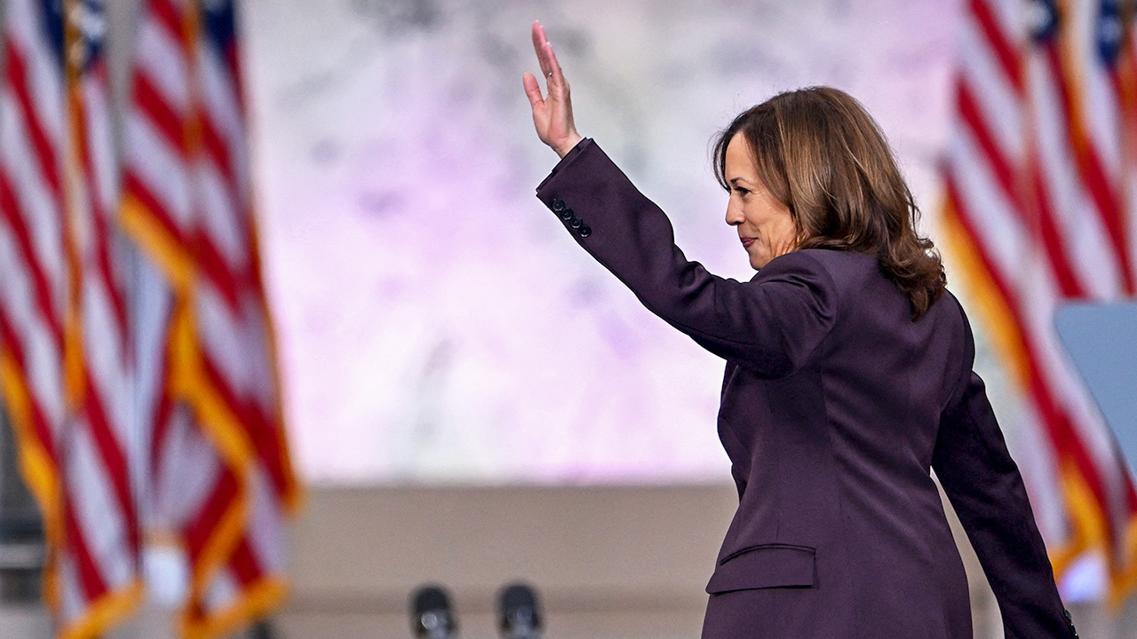 WATCH LIVE: Harris certifies her own defeat during a joint session of Congress