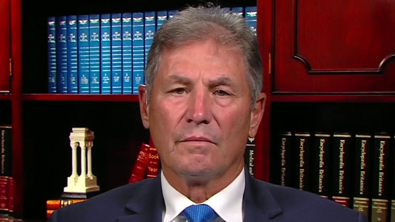 Texas school shooting: Still information we need to know, former FBI official says