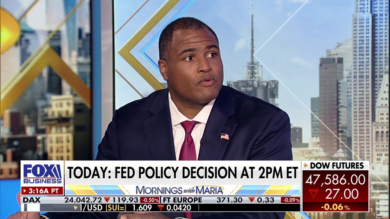 Stocks fall ahead of Fed decision as investors brace for rate cut and tight guidance