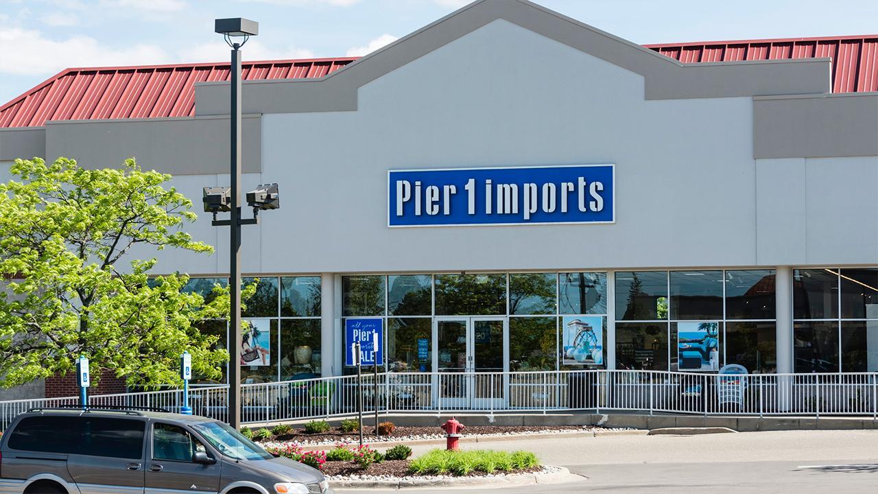 Pier 1 files for Ch. 11 bankruptcy as talks with potential buyers continue