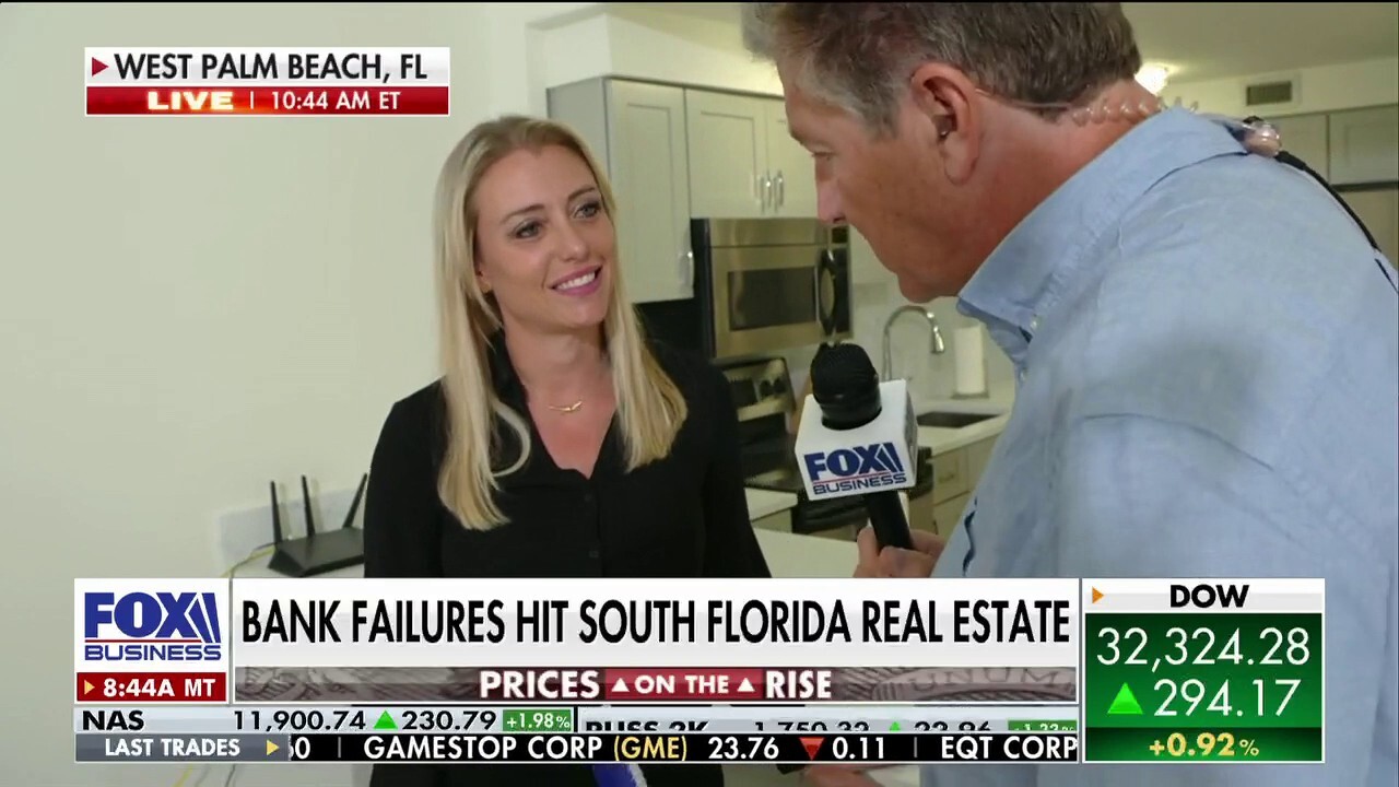 FOX Business' Ashley Webster reports from a for-sale townhome in West Palm Beach, Florida, where the local market is feeling some of the Silicon Valley Bank collapse impact.