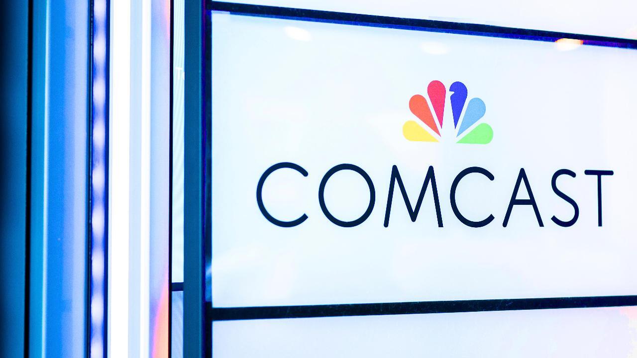 Government's impact on Comcast decision to drop Fox bid