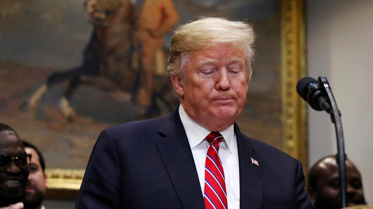 Trump considers declaring a national emergency to fund the border wall