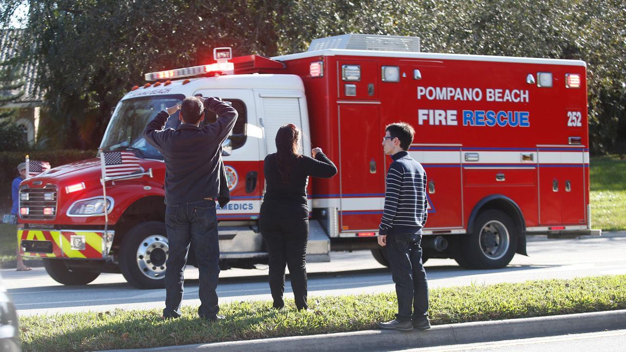 Florida school shooting: NYPD officer weighs in on gun control debate