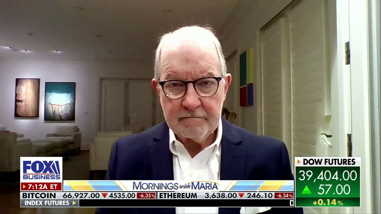 Fed will 'patently sit tight' at next meeting, says Dennis Gartman