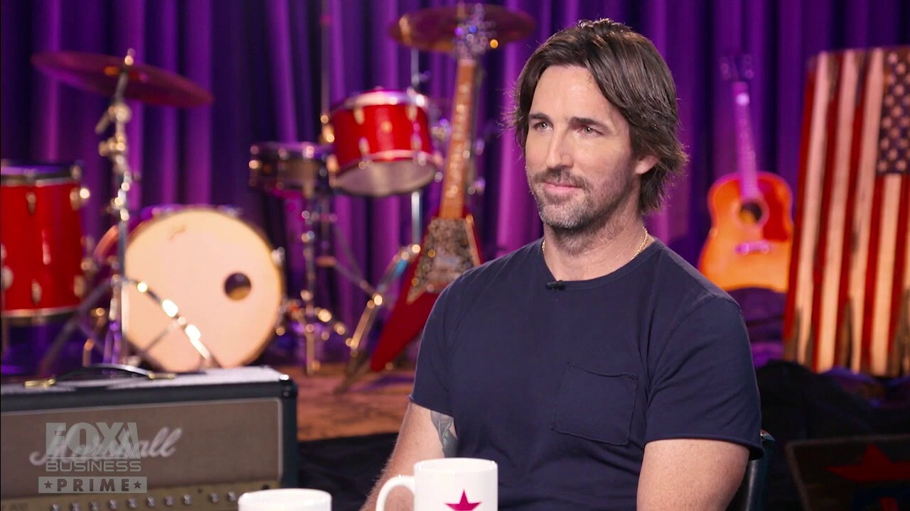 Jake Owen remembers first public gig: 'I made tips, I made friends'