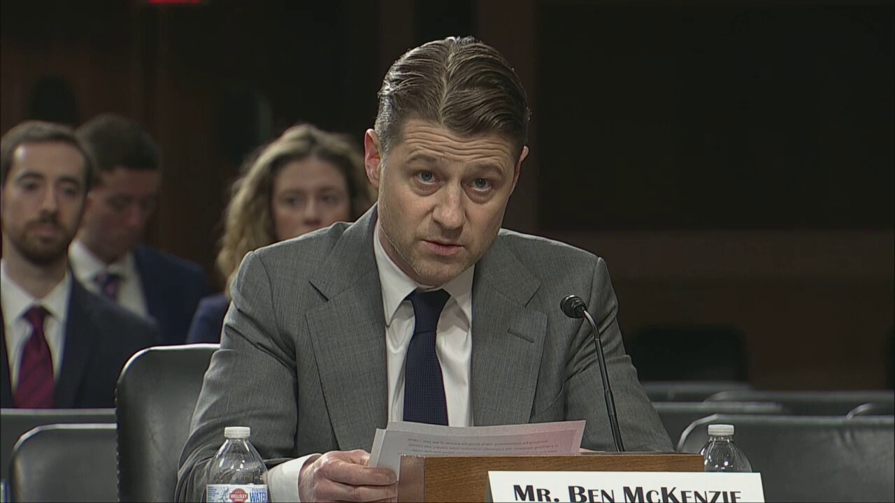 "The O.C." and "Southland" actor and author Ben McKenzie Schenkkan testified Wednesday on the collapse of cryptocurrency firm FTX.