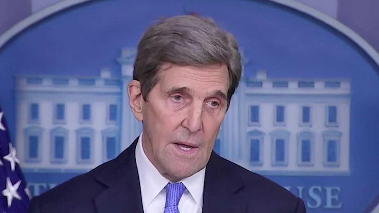 John Kerry discloses millions in income from energy firms, oil companies